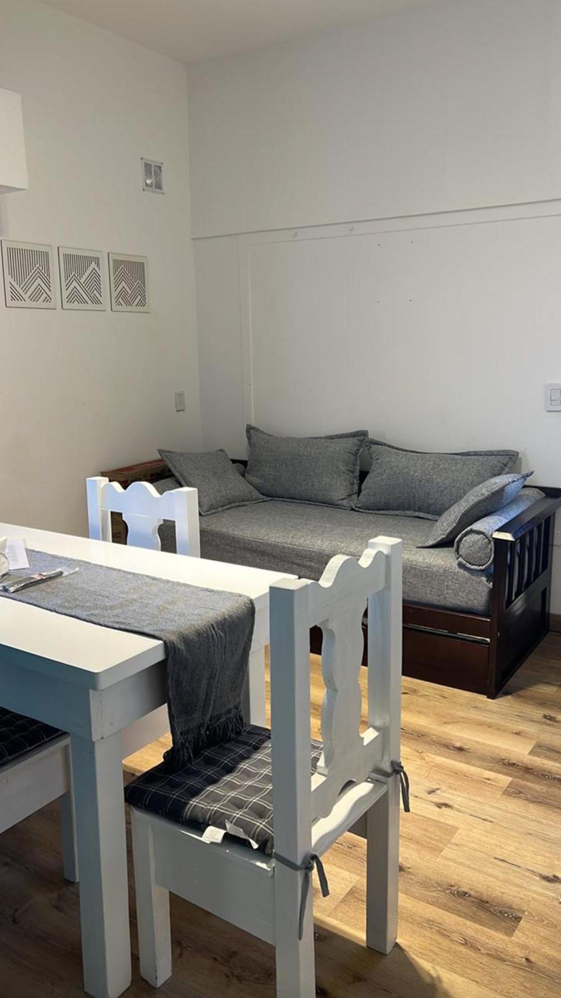 Apart-hotel Dones Departamentos